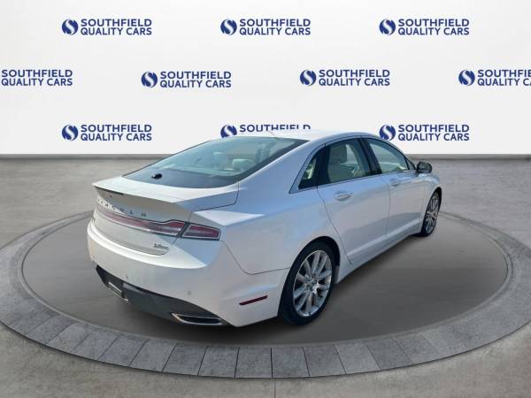 2015 Lincoln, weiß, Import USA — Foto 5 z 9