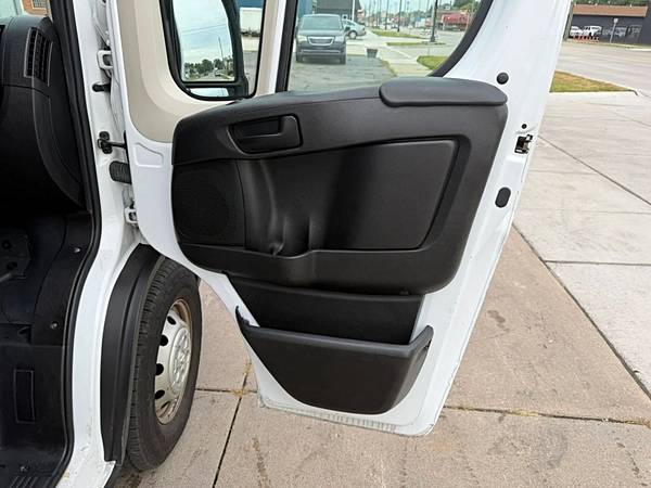 2020 RAM, Import USA — Foto 11 z 12