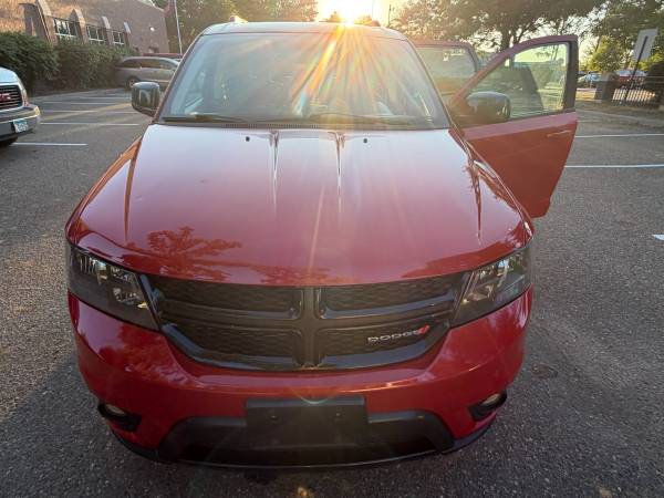 2019 Dodge, Import USA — Foto 1 z 12 2019 Dodge, Import USA — Foto 1 z 12