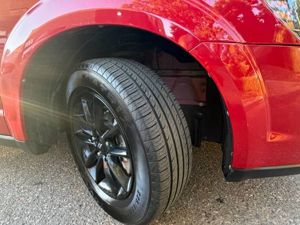 2019 Dodge, Import USA — Foto 5 z 12