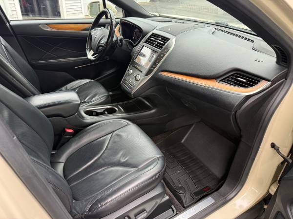 2018 Lincoln, Import USA — Foto 6 z 12