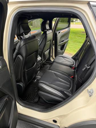 2018 Lincoln, Import USA — Foto 7 z 12