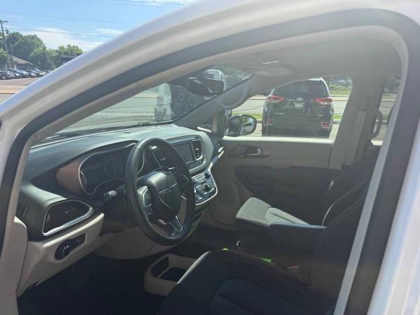 2024 Chrysler, Import USA — Foto 4 z 9