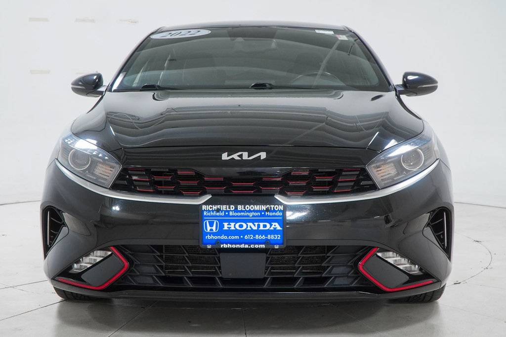 2022 Kia, schwarz, Import USA — Foto 3 z 12