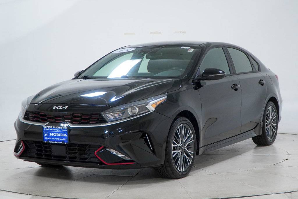 2022 Kia, schwarz, Import USA — Foto 4 z 12