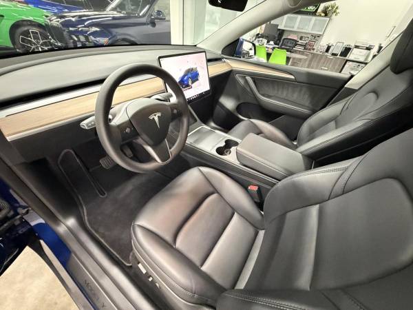 2024 Tesla, Import USA — Foto 10 z 12