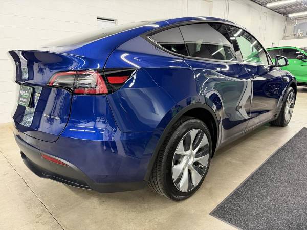 2024 Tesla, Import USA — Foto 4 z 12