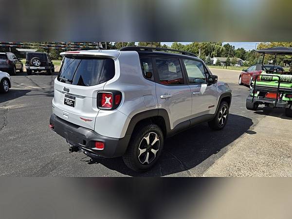 2020 Jeep, Import USA — Foto 3 z 5