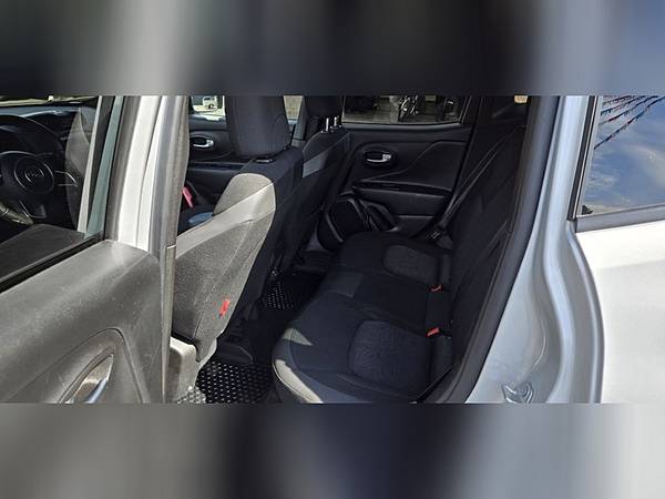 2020 Jeep, Import USA — Foto 5 z 5