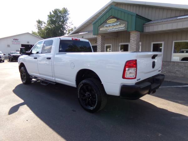 2023 Dodge, Import USA — Foto 3 z 12