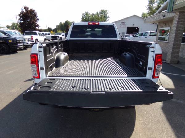 2023 Dodge, Import USA — Foto 5 z 12
