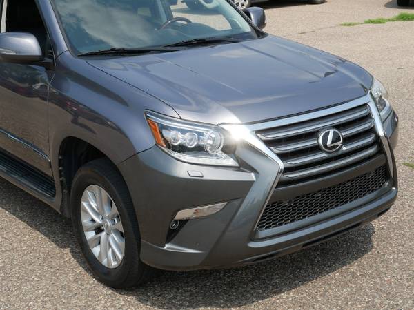 2019 Lexus, Import USA — Foto 10 z 12