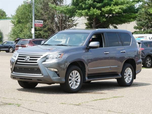 2019 Lexus, Import USA — Foto 3 z 12