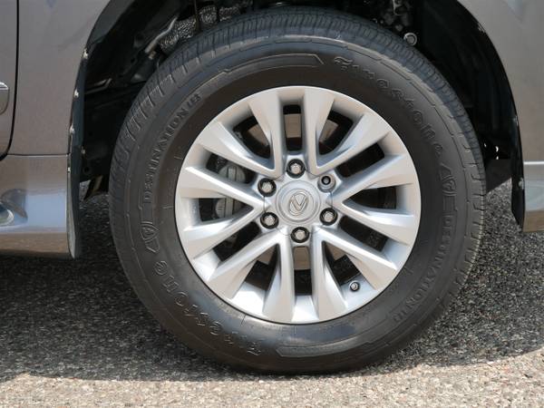 2019 Lexus, Import USA — Foto 8 z 12