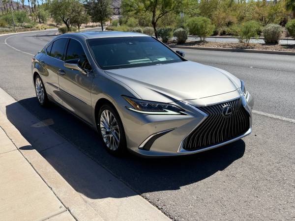 2021 Lexus, Import USA — Foto 4 z 12