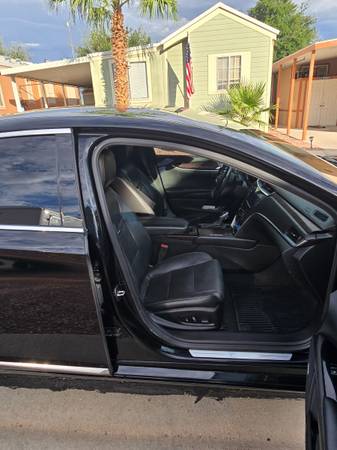 2019 Cadillac, Import USA — Foto 3 z 9