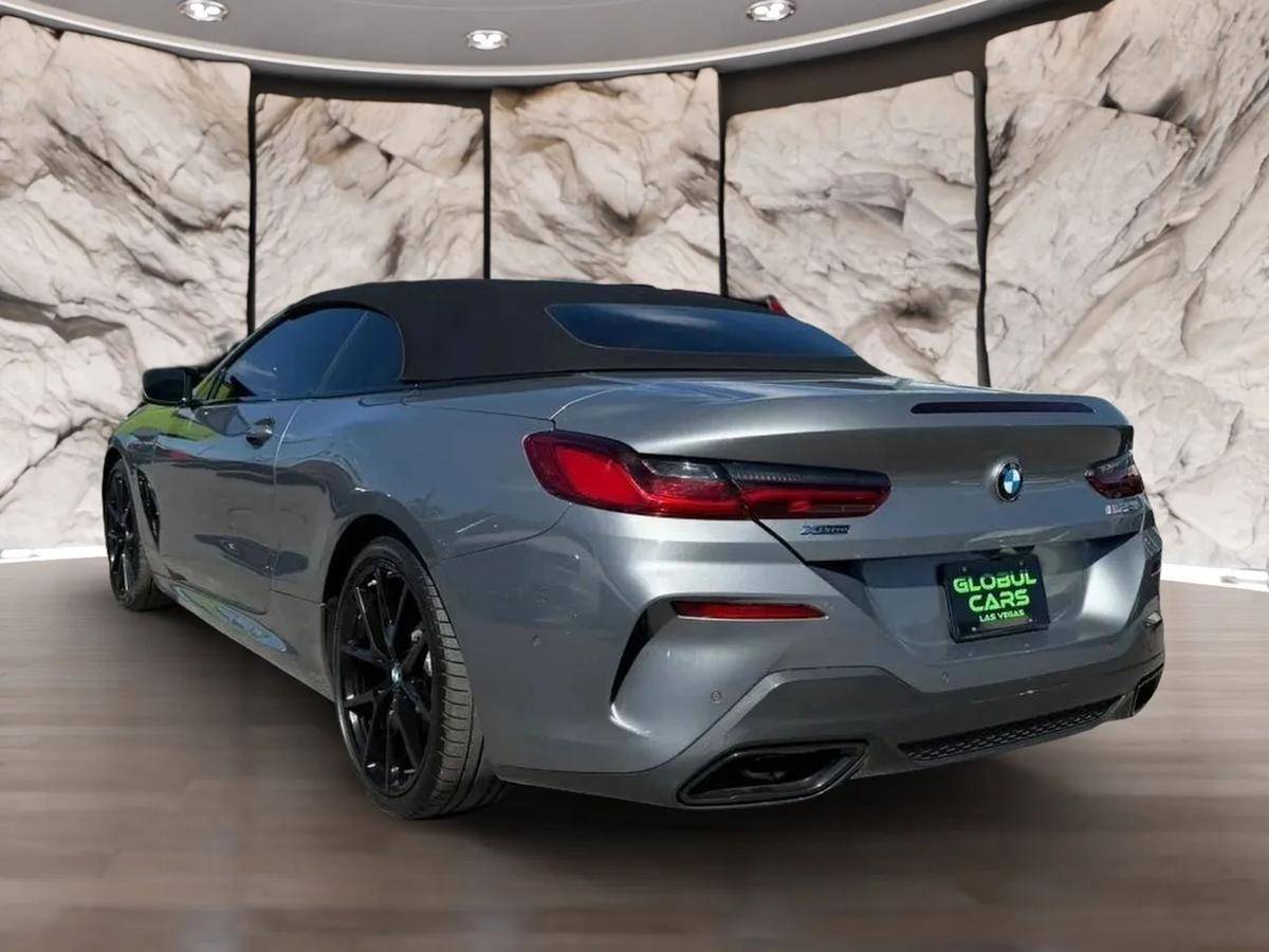 2025 BMW, Import USA — Foto 8 z 12