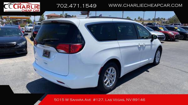 2021 Chrysler, Import USA — Foto 6 z 12