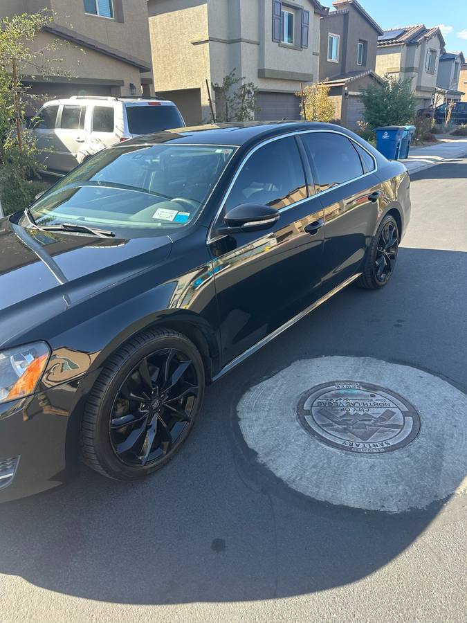 2012 Volkswagen, Import USA — Foto 1