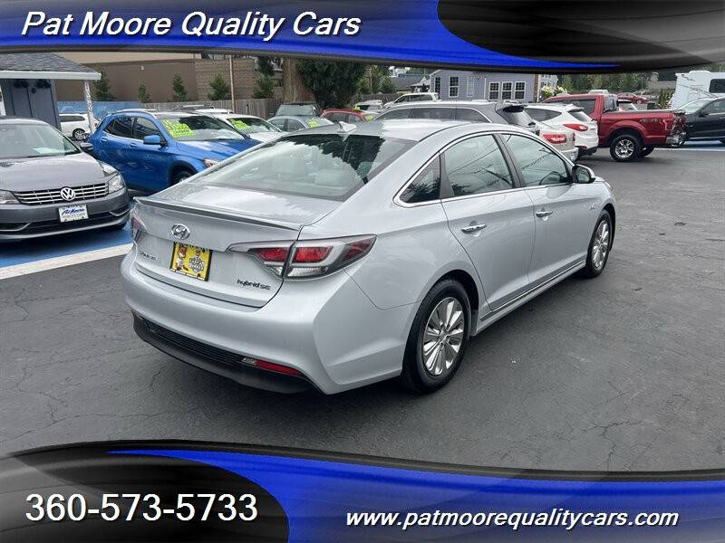 2017 Hyundai, Import USA — Foto 7 z 12