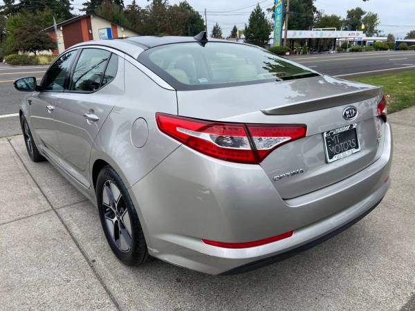 2011 Kia, Import USA — Foto 4 z 9