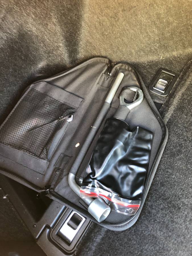 2011 Lexus, Import USA — Foto 10 z 12