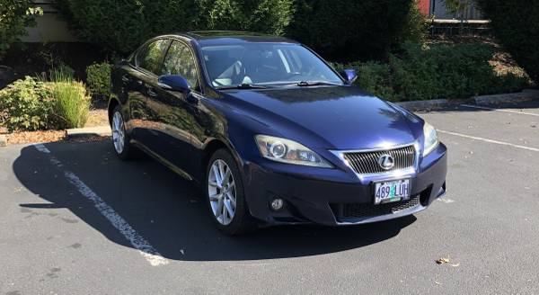 2011 Lexus, Import USA — Foto 2 z 12