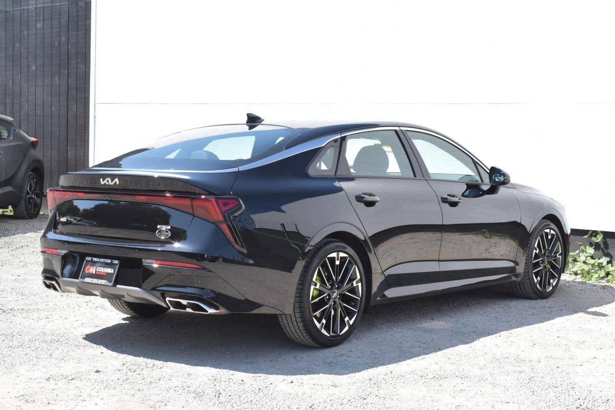 2026 Kia, Import USA — Foto 5 z 12
