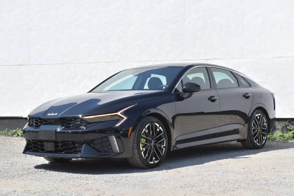 2026 Kia, Import USA — Foto 8 z 12