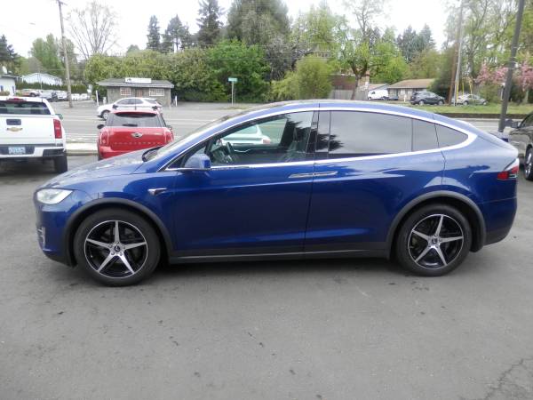 Tesla, Import USA — Foto 1