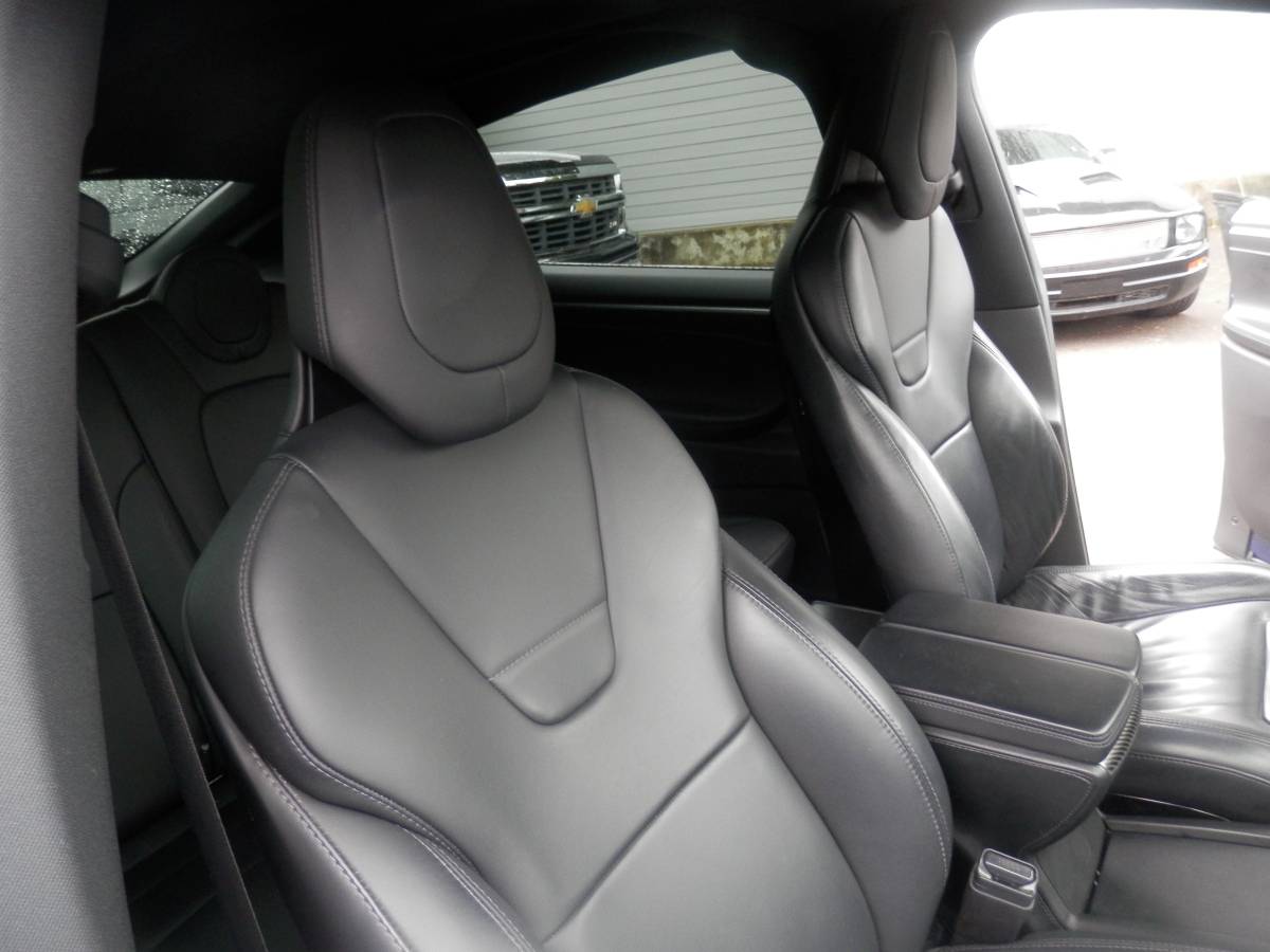 Tesla, Import USA — Foto 10 z 12