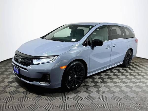 2025 Honda, Import USA — Foto 3 z 12