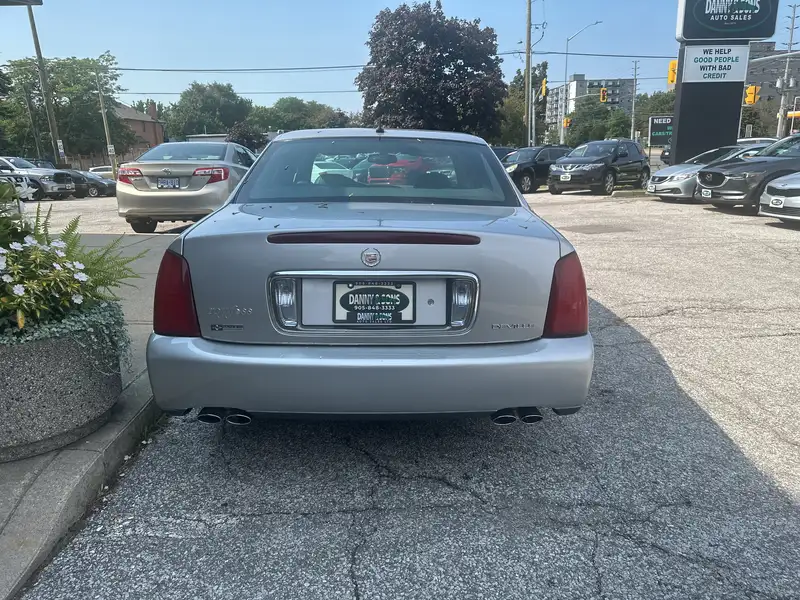 2005 Cadillac Deville 4dr Sdn, gold, 94.922 km, Import Kanada — Foto 5 z 12