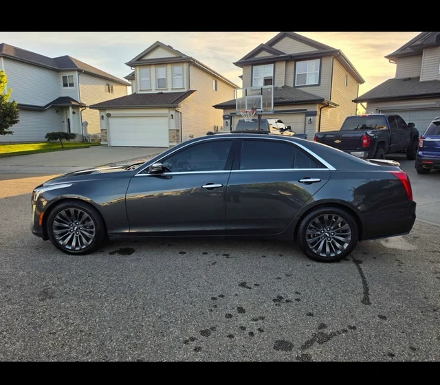 2017 Cadillac Cts, 77.546 km, Import Kanada — Foto 2 z 5