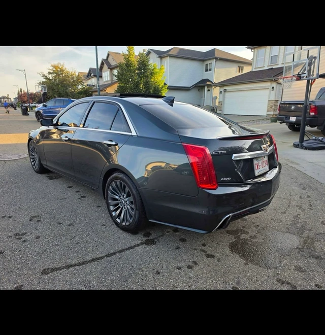 2017 Cadillac Cts, 77.546 km, Import Kanada — Foto 3 z 5