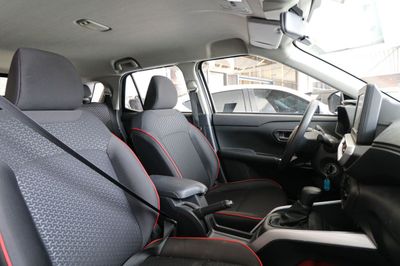2023 Toyota Raize, schwarz, 0 km, Import VAE — Foto 15 z 17