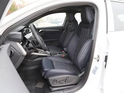 2026 Audi A3, schwarz, 0 km, Import VAE — Foto 14 z 16
