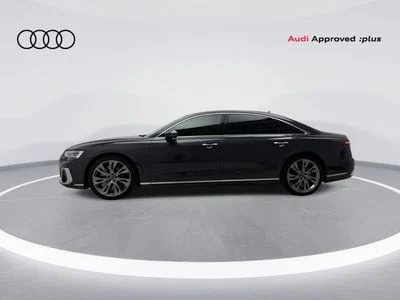 2022 Audi A8, grau, 96.653 km, Import VAE — Foto 2 z 14