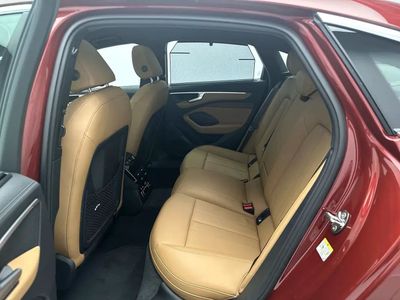 2026 Audi A6, rot, 100 km, Import VAE — Foto 9 z 11
