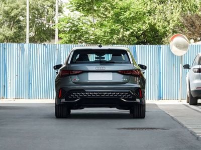 2026 Audi A3, schwarz, 0 km, Import VAE — Foto 3 z 12