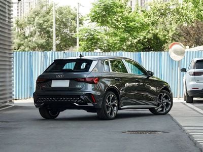 2026 Audi A3, schwarz, 0 km, Import VAE — Foto 7 z 12