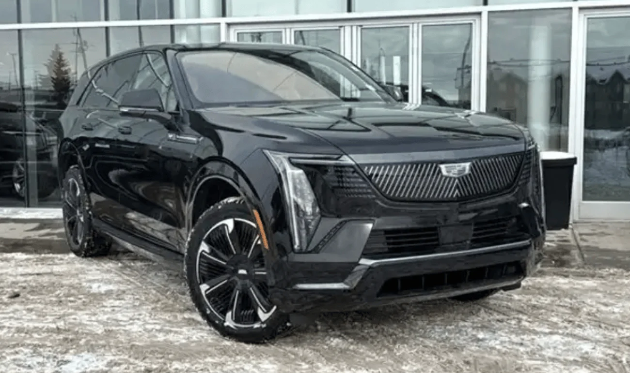 2026 Cadillac Escalade, schwarz, 0 km, Import VAE — Foto 1