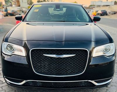 2019 Chrysler 300C PLUS, schwarz, 75.804 km, Import VAE — Foto 5 z 16