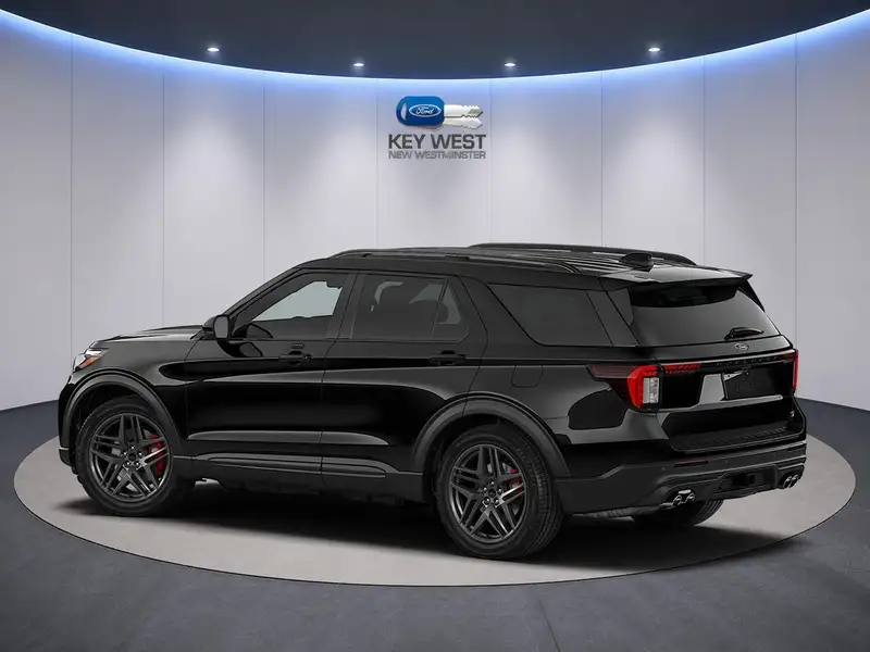 2027 Ford Explorer ST 4WD, schwarz, 0 km, Import Kanada — Foto 2 z 8