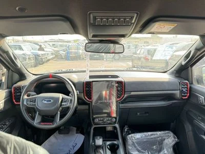 2026 Ford Ranger RAPTOR, schwarz, 0 km, Import VAE — Foto 16 z 17