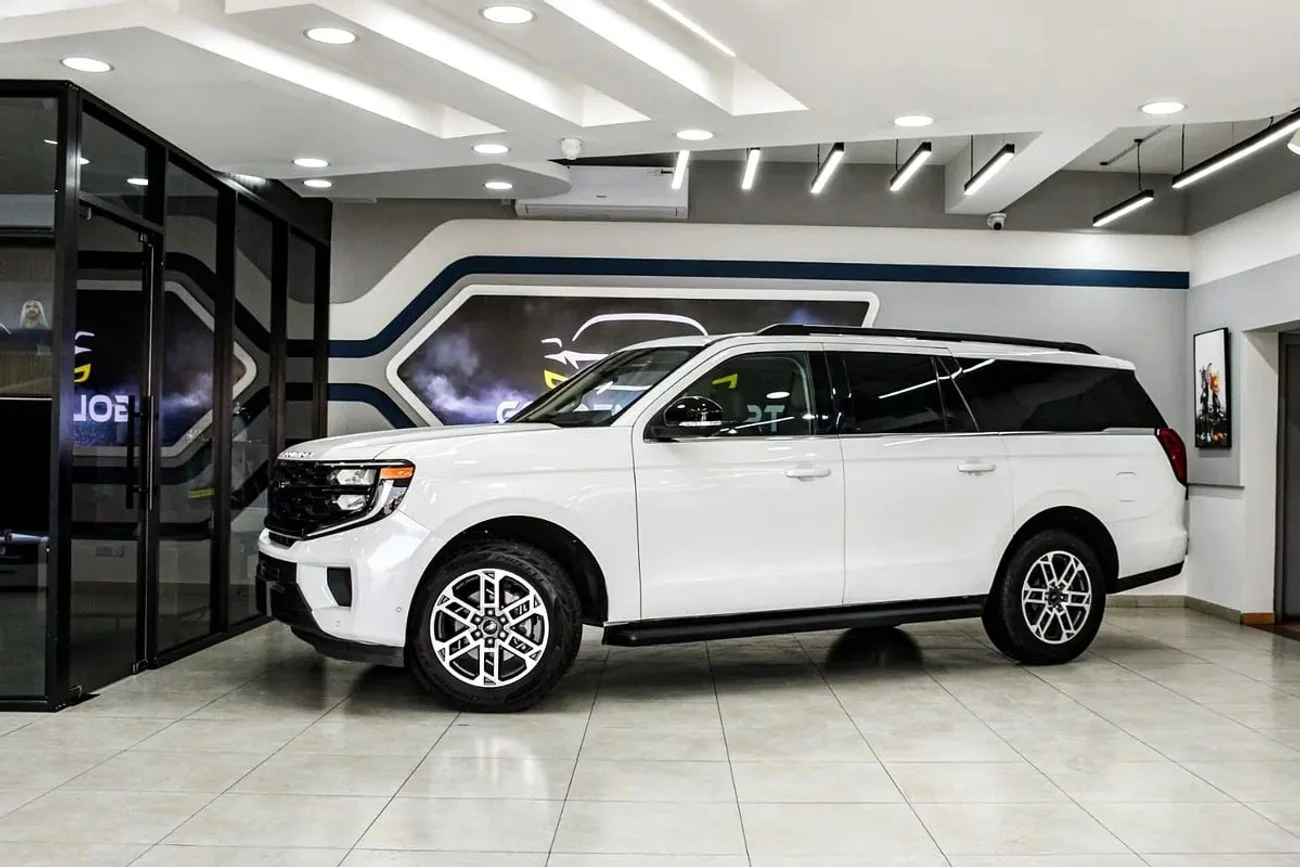 2025 Ford Expedition Active Max, weiß, 300 km, Import VAE — Foto 1