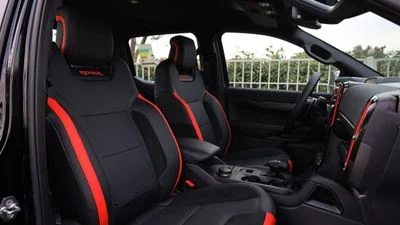 2026 Ford Ranger RAPTOR, schwarz, 0 km, Import VAE — Foto 5 z 8