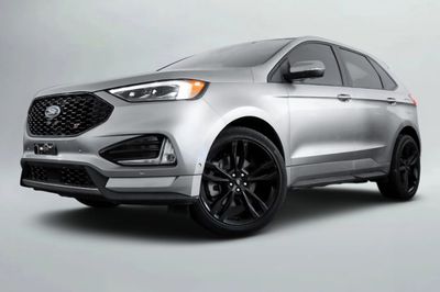 2023 Ford Edge ST, silber, 77.050 km, Import VAE — Foto 5 z 15