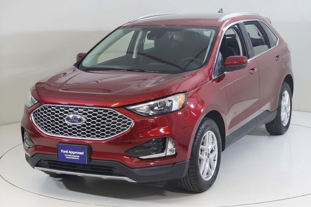 2023 Ford Edge SEL, rot, 21.020 km, Import VAE — Foto 1 z 10 2023 Ford Edge SEL, rot, 21.020 km, Import VAE — Foto 1 z 10