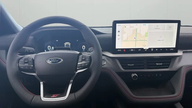 2027 Ford Explorer Active w/100A Pkg 4WD, grau, 0 km, Import Kanada — Foto 10 z 20